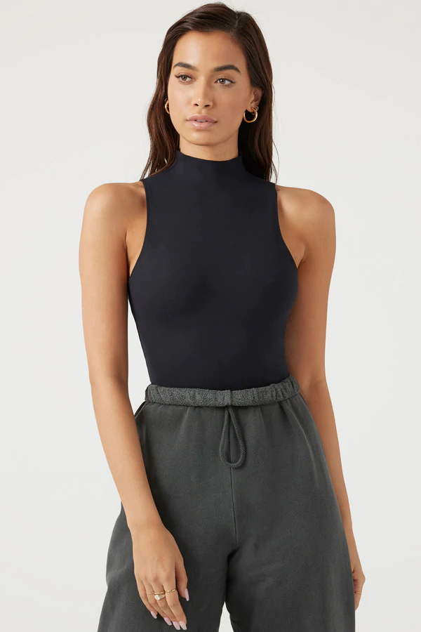 RARE SMOOTHING MOCK NECK TANK