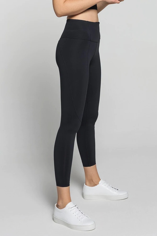 RARE SWIRL CROP LEGGINGS