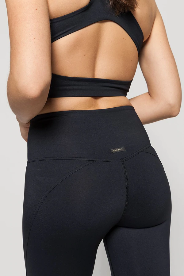 RARE SWIRL CROP LEGGINGS